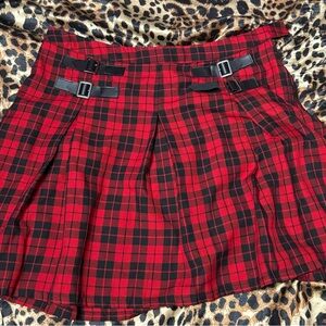 Hot Topic plaid pleated with buckles  XL #goth #punk #alternative #plaidskirt